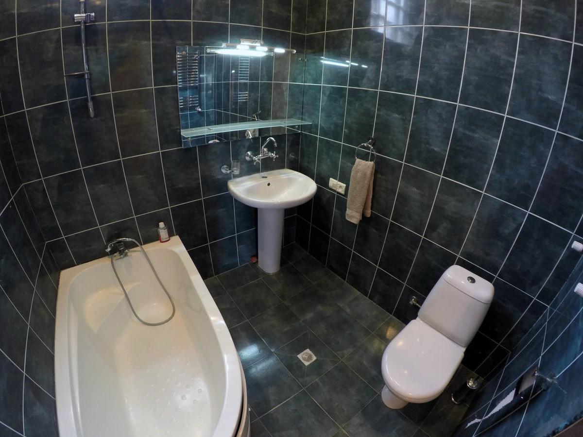 4Bd Appartaments With Cozy Garden Tbilisi Luaran gambar